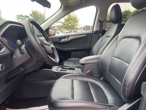 Used 2022 Ford Escape SEL w/ Technology Package image 14