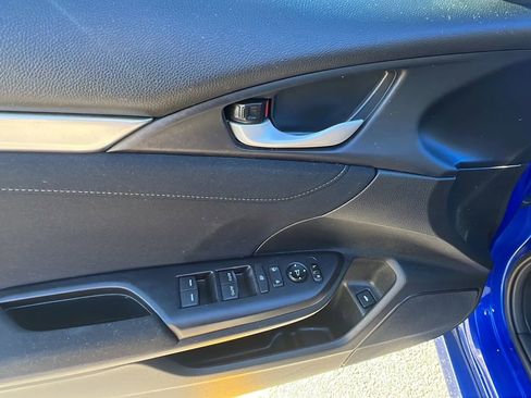 Used 2018 Honda Civic EX image 22