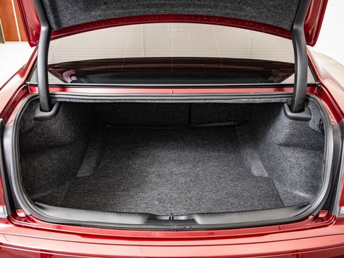 Used 2023 Chrysler 300 C RWD image 20