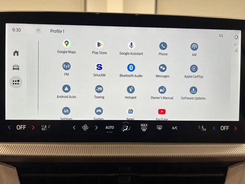 Used 2025 Ford Explorer Active w/ Active Comfort Package image 59