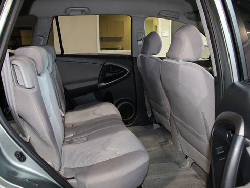 Used 2006 Toyota RAV4 2WD image 21