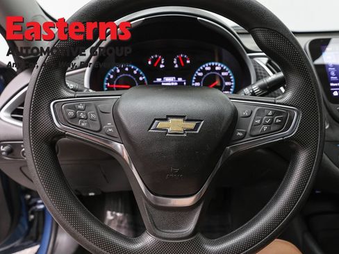 Used 2024 Chevrolet Malibu LS FWD image 10