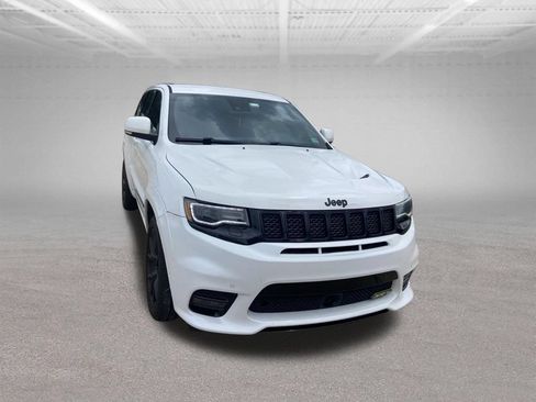 Used 2018 Jeep Grand Cherokee SRT AWD/4WD image 3