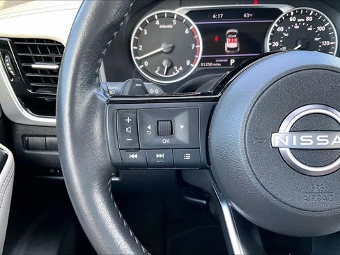 Used 2023 Nissan Rogue SL w/ SL Premium Package FWD image 24
