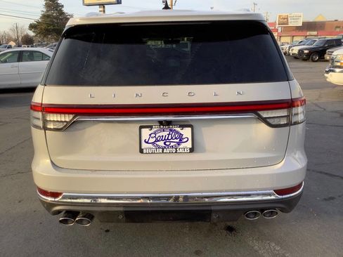 Used 2023 Lincoln Aviator Reserve w/ Equipment Group 201A image 11