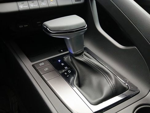 New 2026 Hyundai Elantra Sport FWD image 19
