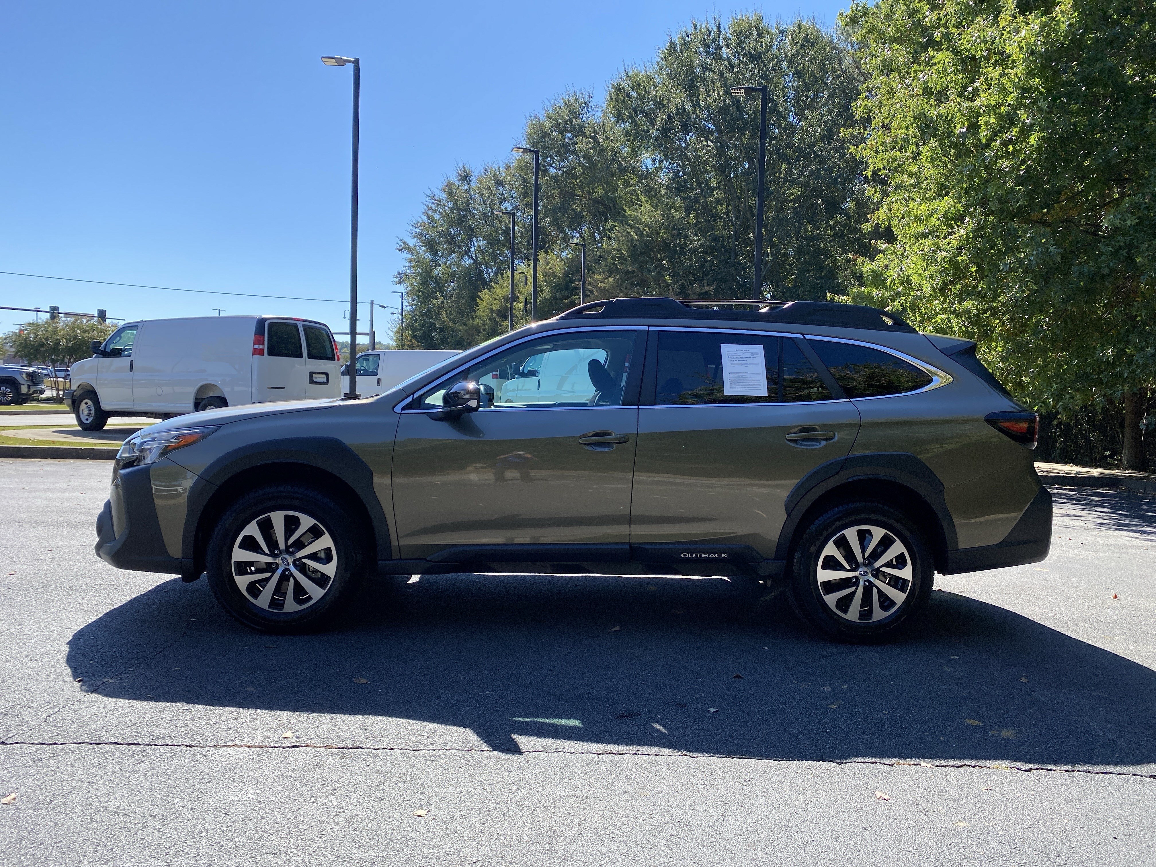 Used 2025 Subaru Outback Premium w/ Popular Package #1 AWD/4WD image 6