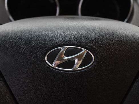 Used 2013 Hyundai Sonata Hybrid image 12