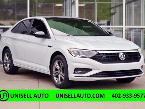 Used 2019 Volkswagen Jetta R-Line image 1