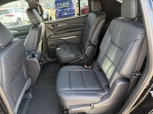 New 2026 Chevrolet Traverse LT w/ Midnight/Sport Edition image 23