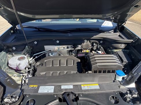 New 2026 Volkswagen Atlas Cross Sport SEL R-Line image 10