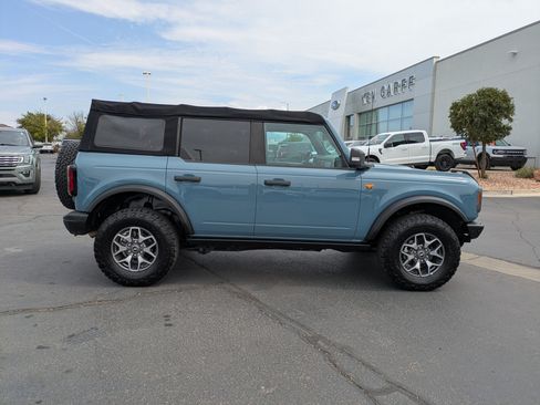 Certified 2023 Ford Bronco Badlands AWD/4WD image 2
