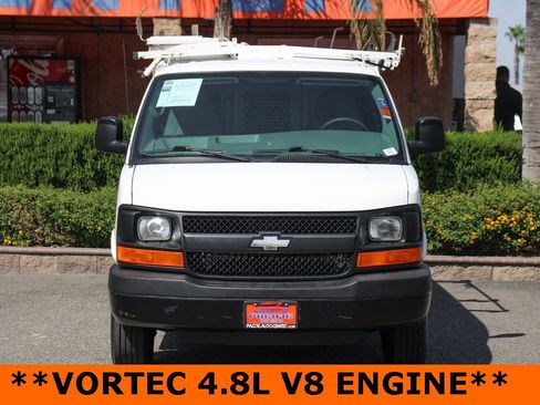 Used 2014 Chevrolet Express 2500 image 3