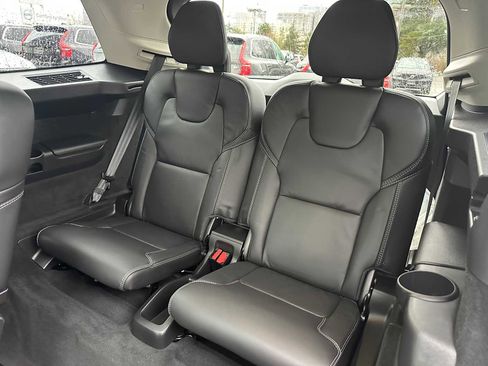 Used 2025 Volvo XC90 B6 Ultra w/ Protection Package Premier image 17