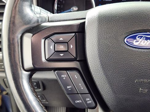 Used 2019 Ford Expedition Max Limited image 18