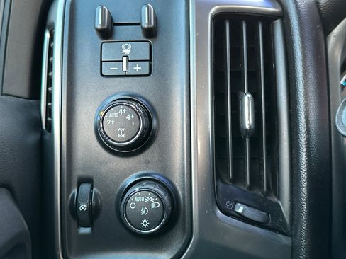 Used 2016 Chevrolet Silverado 1500 LT w/ All Star Edition AWD/4WD image 38