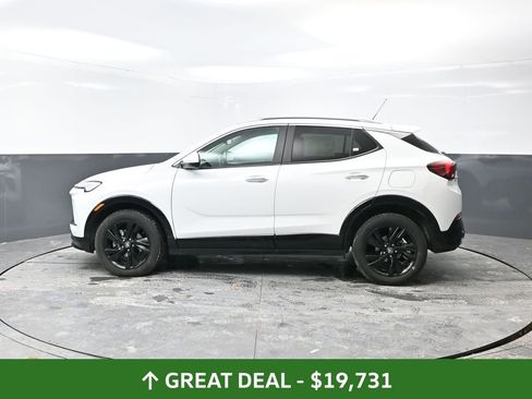 Used 2024 Buick Encore GX Sport Touring image 12