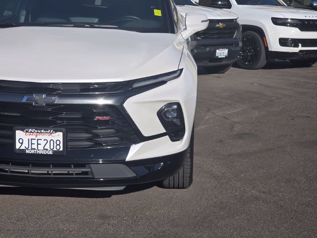 Certified 2023 Chevrolet Blazer RS FWD image 3