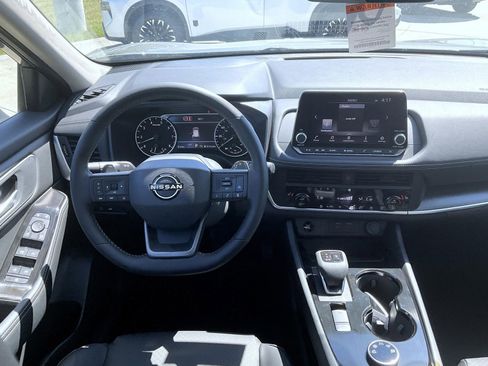 New 2026 Nissan Rogue SV AWD/4WD image 14