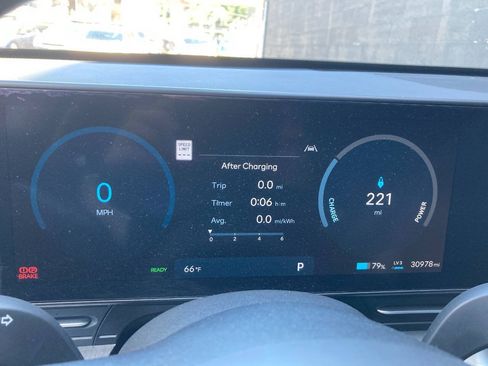 Used 2024 Hyundai Kona SEL FWD image 16