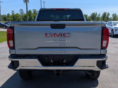 New 2026 GMC Sierra 2500 SLE w/ SLE Value Package; AWD/4WD image 9