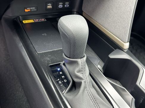 Used 2026 Toyota Camry LE FWD image 25