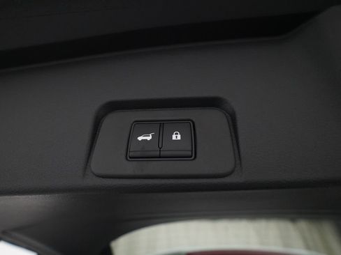 Used 2026 Nissan Rogue SV image 15