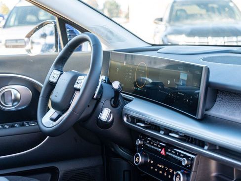 New 2026 Hyundai Ioniq 9 SE w/ Tow & Go Package image 16