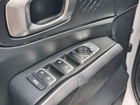 Certified 2024 Kia Sorento S image 16