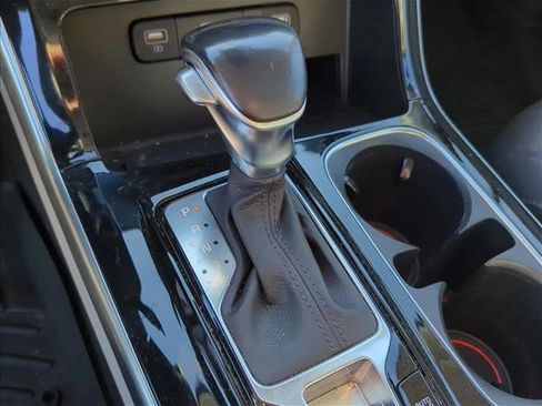 Used 2022 Kia Carnival SX image 23