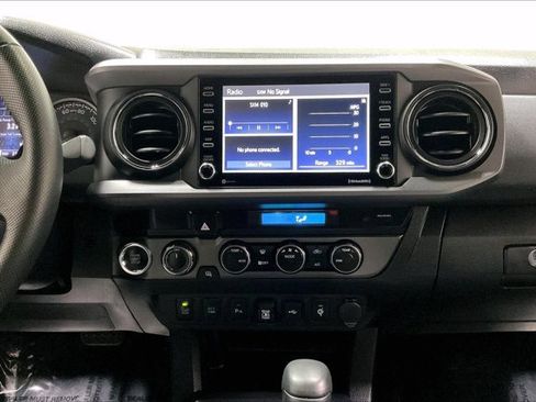 Certified 2022 Toyota Tacoma TRD Sport image 6