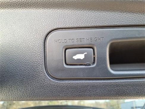 Used 2023 Acura MDX A-Spec image 12