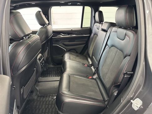 Used 2022 Jeep Grand Cherokee Trailhawk w/ ADV Protech Group II AWD/4WD image 43