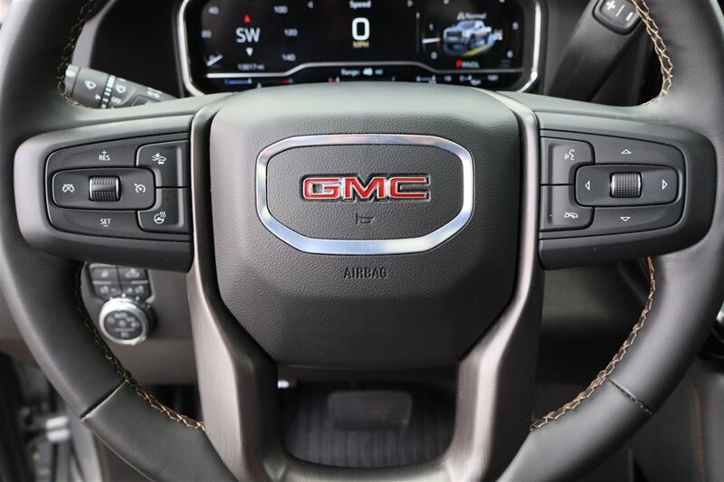Used 2025 GMC Sierra 3500 AT4 w/ AT4 Premium Plus Package AWD/4WD image 21
