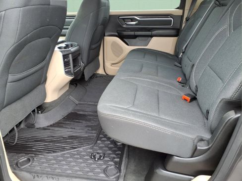 Used 2020 RAM 1500 Big Horn AWD/4WD image 12