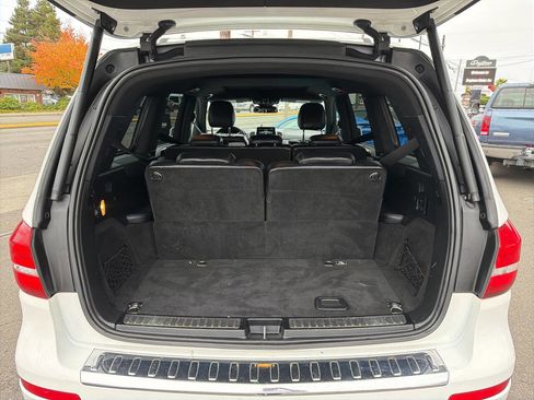 Used 2017 Mercedes-Benz GLS 450 4MATIC image 7