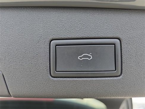 Used 2023 Volkswagen ID.4 Pro S image 16