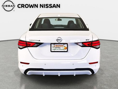 Used 2024 Nissan Sentra SV FWD image 6