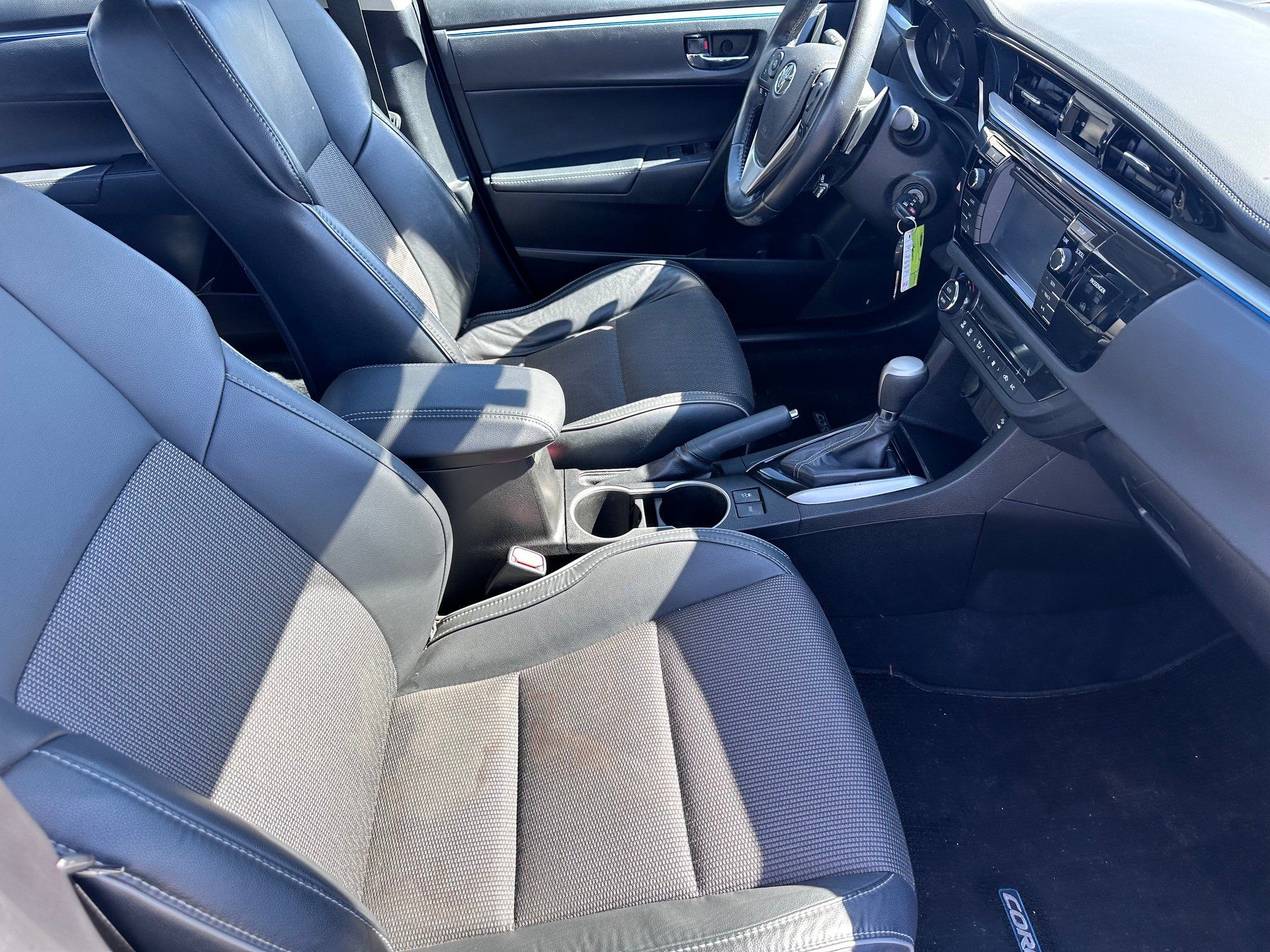 Used 2015 Toyota Corolla S FWD image 9