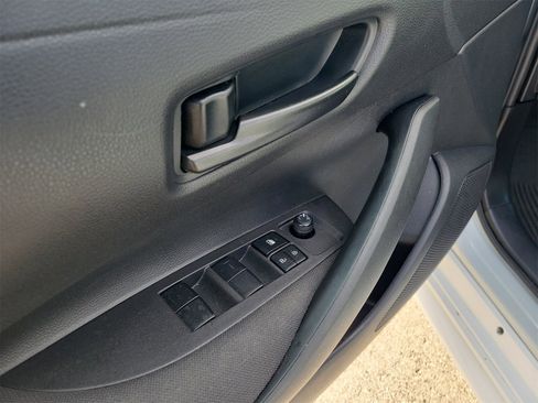 Certified 2023 Toyota Corolla LE image 19