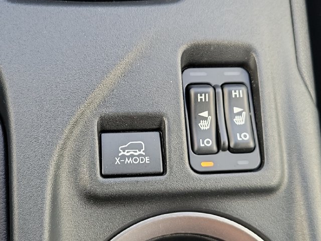 Used 2020 Subaru Crosstrek 2.0i Limited w/ Moonroof Package w/Navigation AWD/4WD image 27