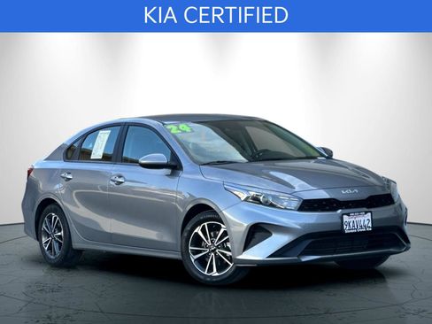 Certified 2024 Kia Forte LXS image 2