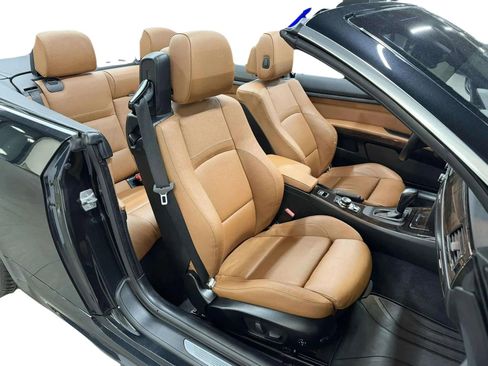 Used 2013 BMW 335i Convertible image 20