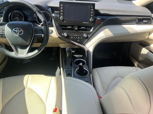 Used 2022 Toyota Camry XLE w/ Carpet Mat Package (TMS) AWD/4WD image 24