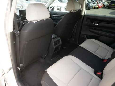Used 2024 Honda CR-V LX image 11