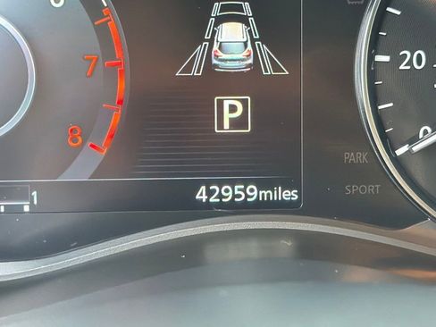 Used 2023 Nissan Kicks SR image 19