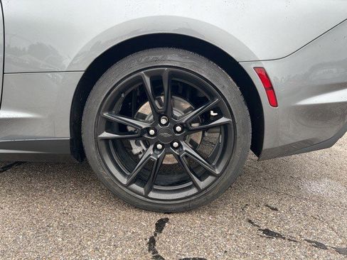 Certified 2021 Chevrolet Camaro LT image 23