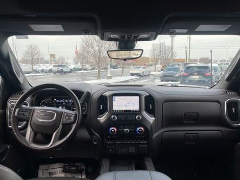 Used 2023 GMC Sierra 2500 Denali w/ Denali Ultimate Package image 18