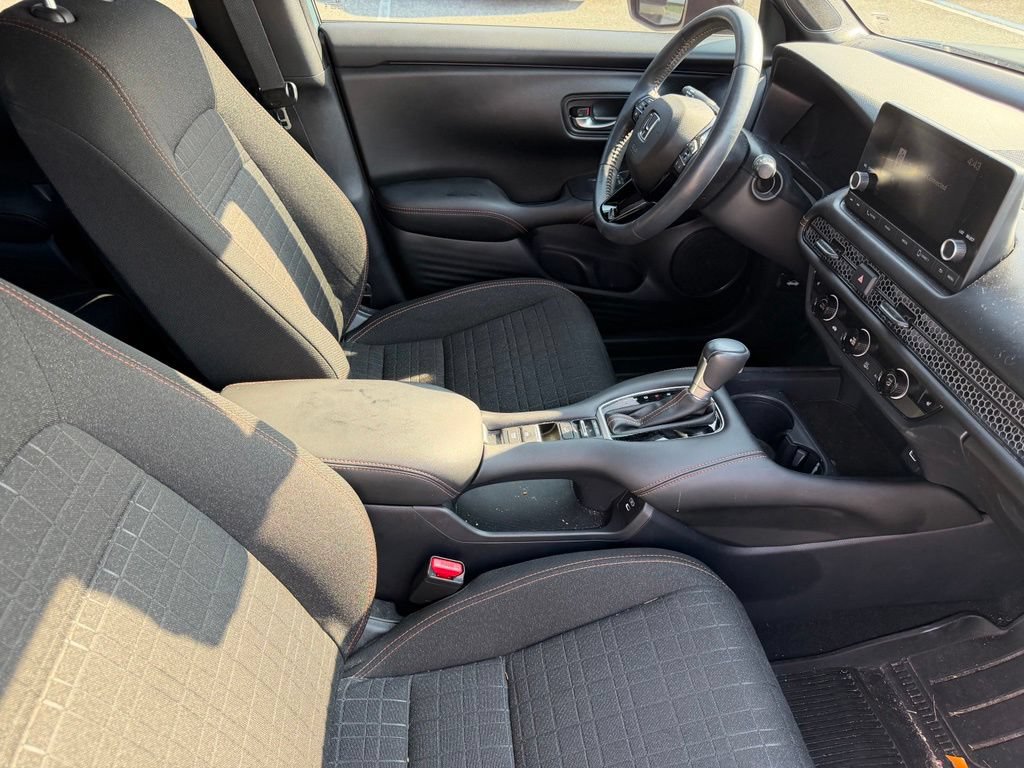 Used 2024 Honda HR-V Sport image 16