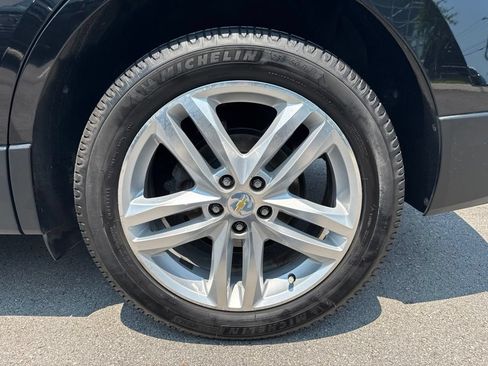 Used 2019 Chevrolet Equinox Premier FWD image 30